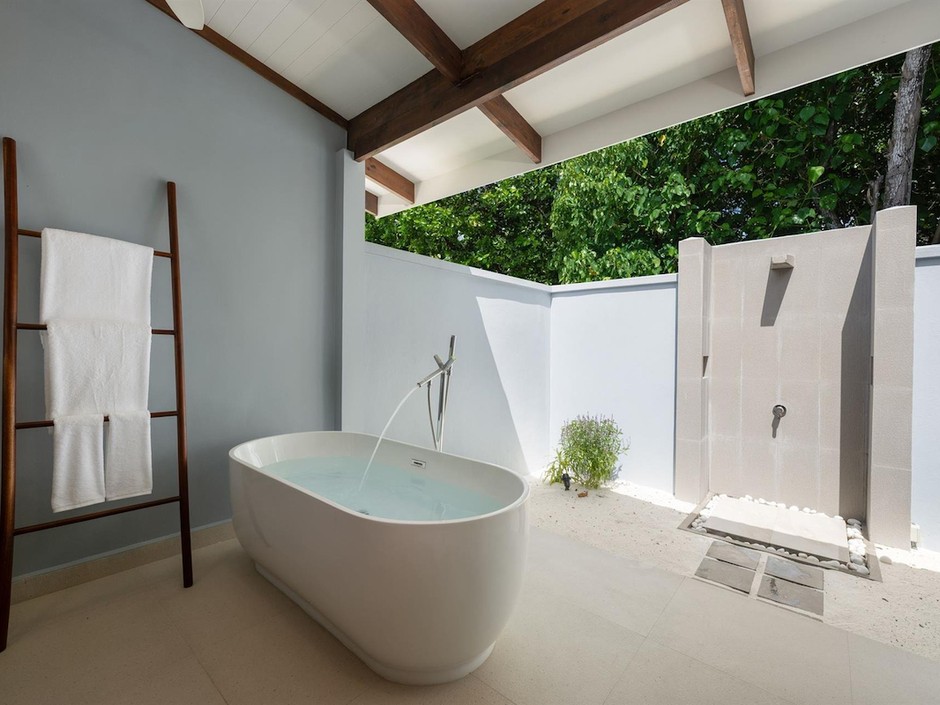 Новый отель Ifuru Island Maldives 5*