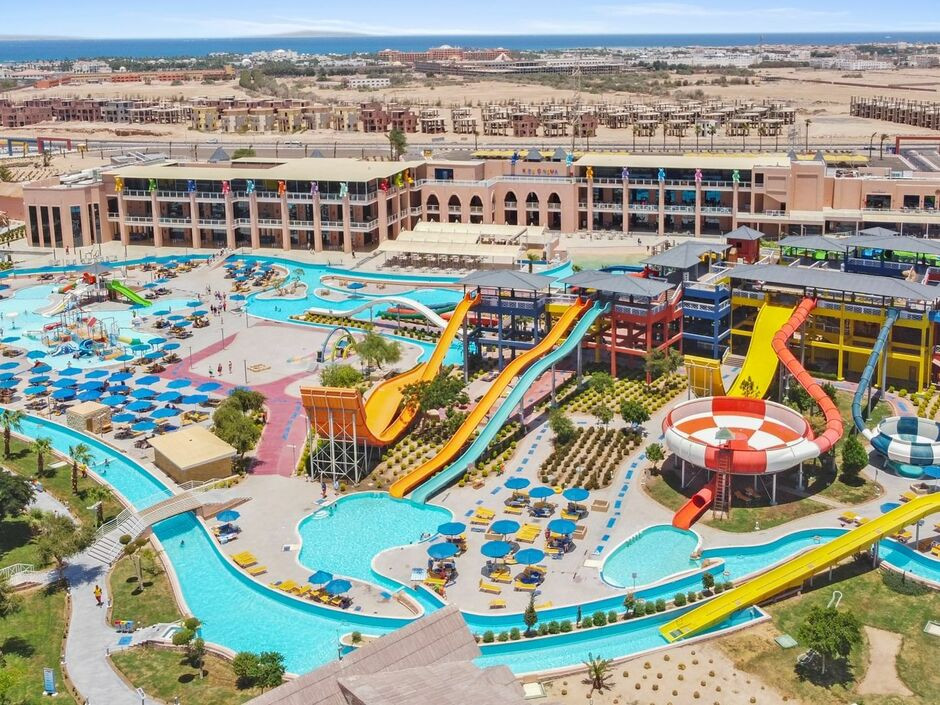 Pickalbatros Jungle Aqua Park Neverland 4*