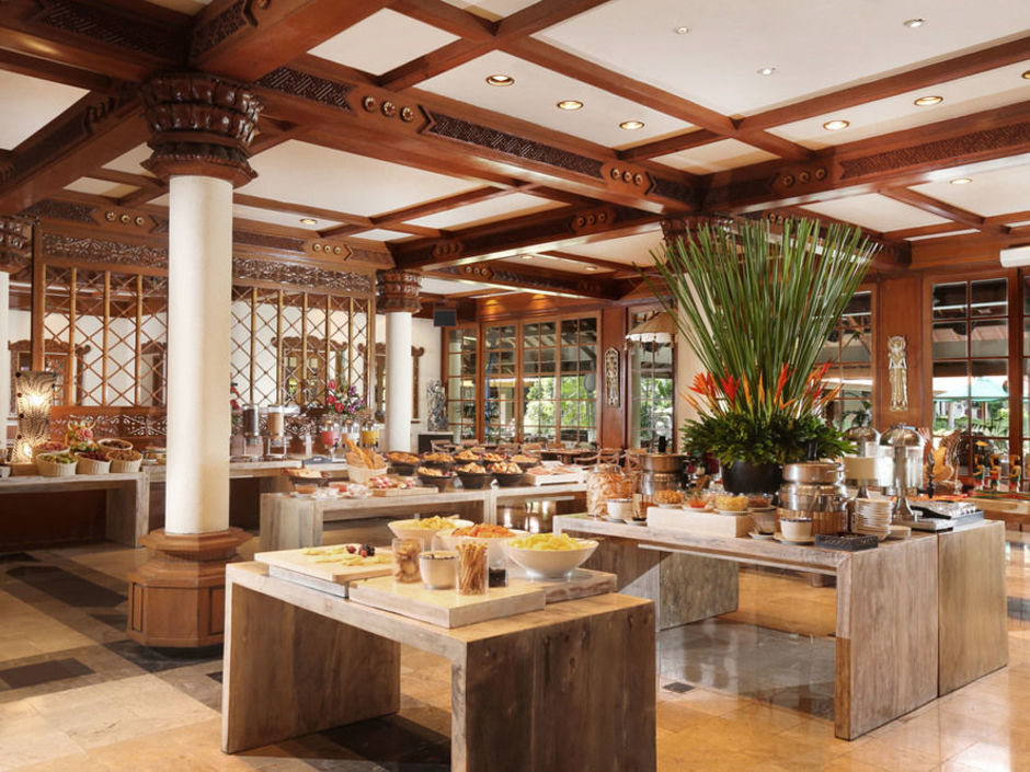 Ресторан в отеле Ayodya Resort Bali 5*