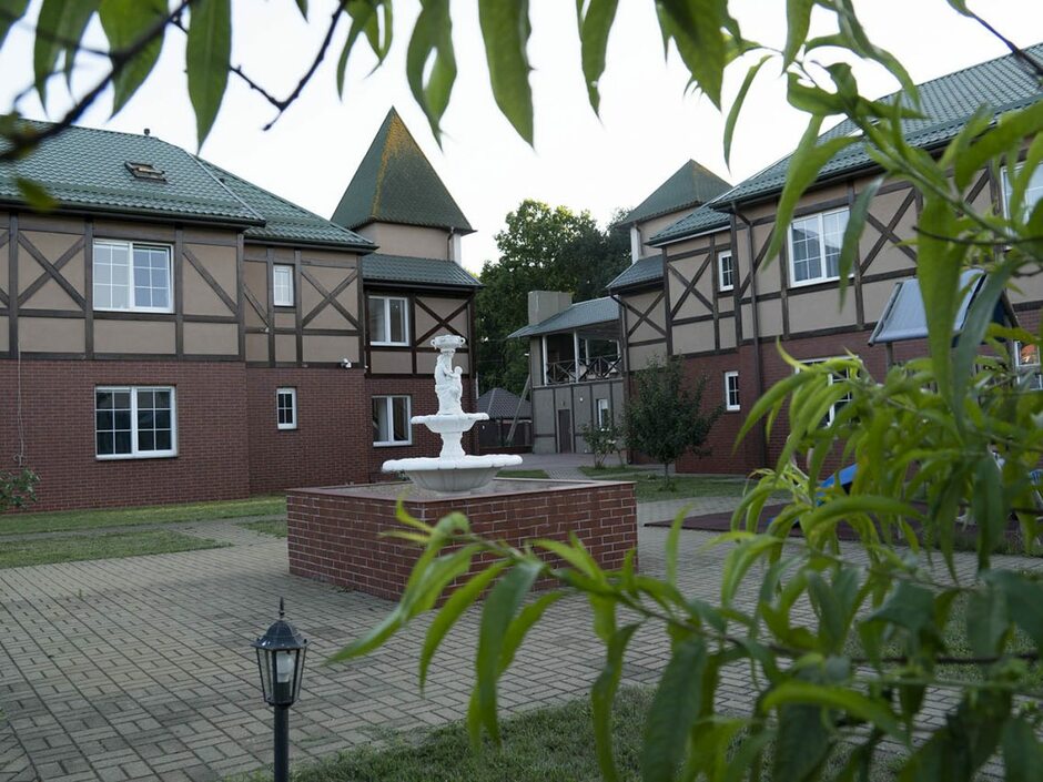 Песок и Море 3*
