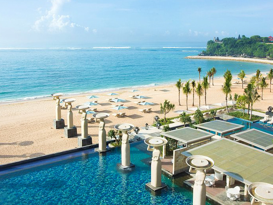 Отель The Mulia 5*