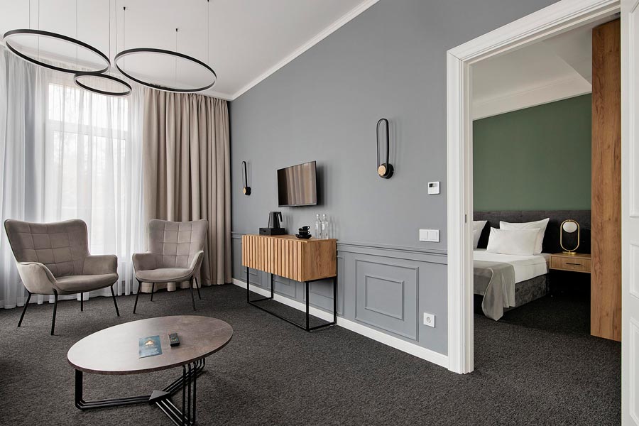 Королева Луиза 4*
