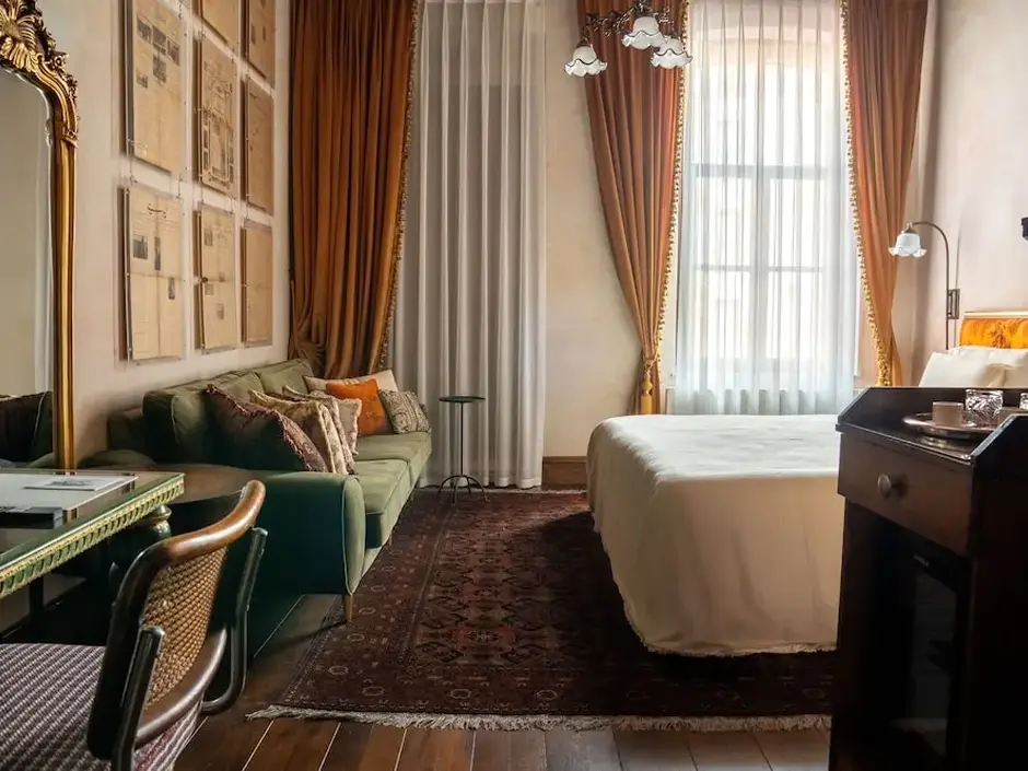 Новый бутик-отель The Yard Hotel