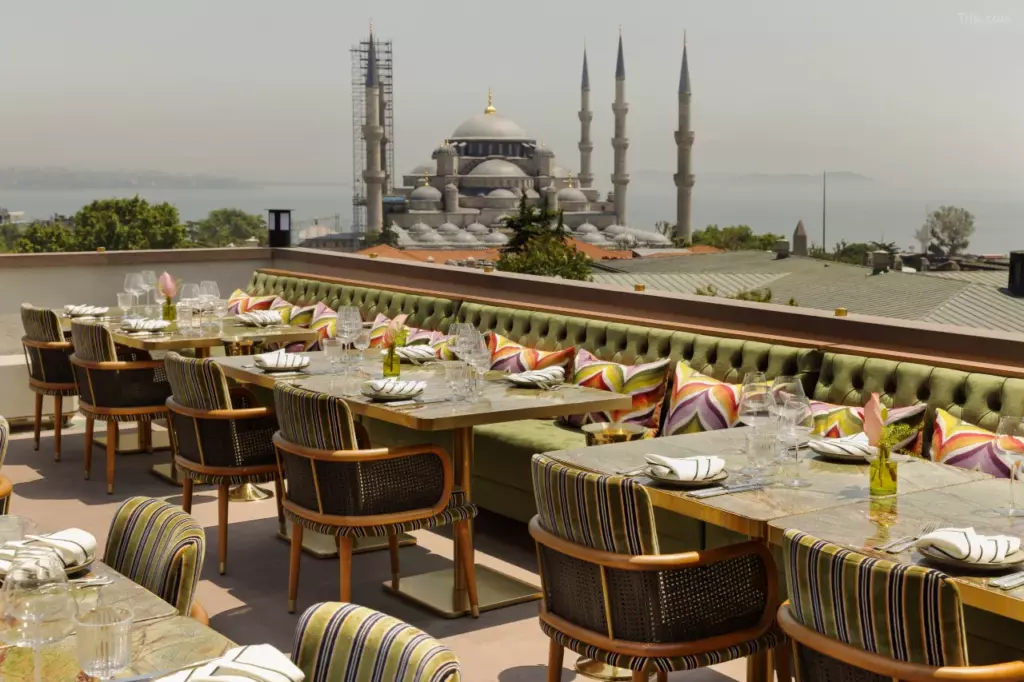 Komana Hotel Binbirdirek 5*