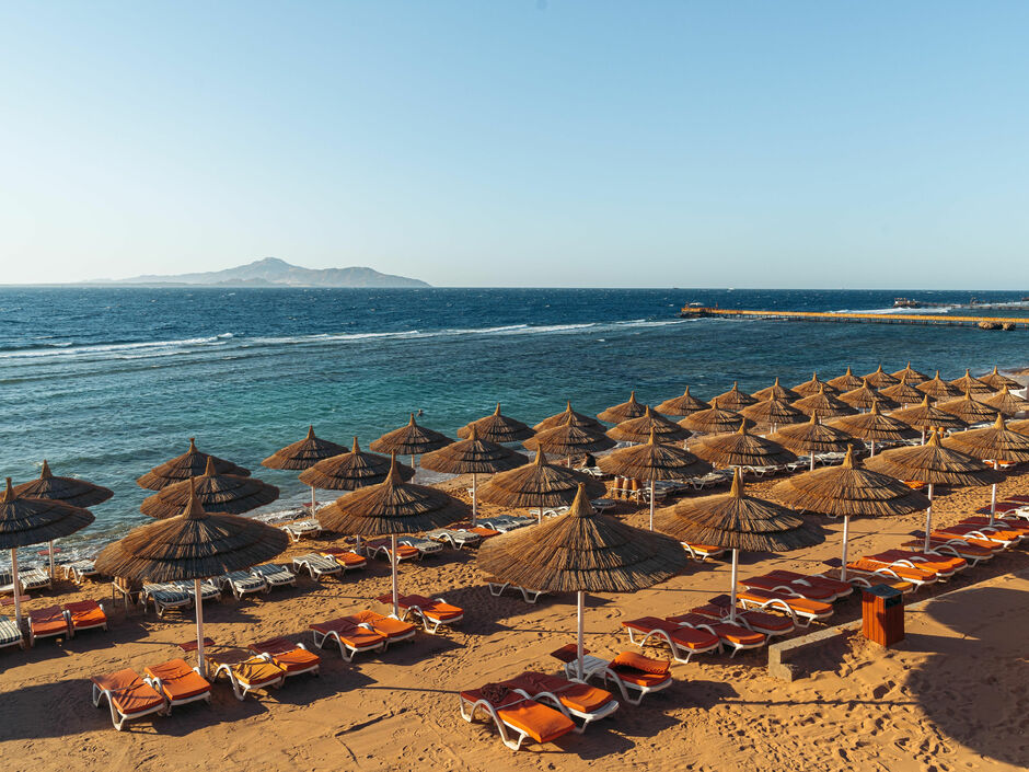 Пляж отеля Nubian Village 5*