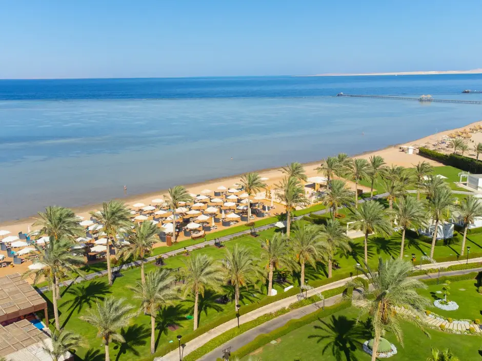 Пляж отеля Rixos Premium Seagate 5*