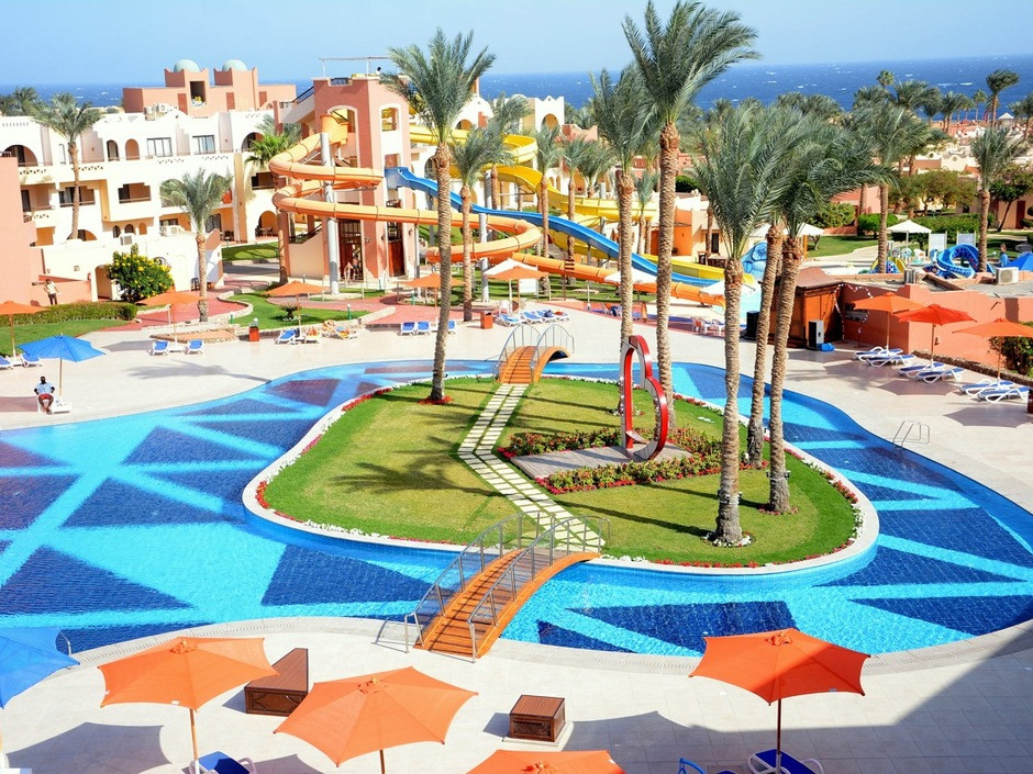 Территория отеля Nubian Village 5*