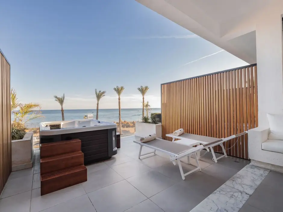 Джакузи в номере отеля Sunrise Remal Beach Resort 5*