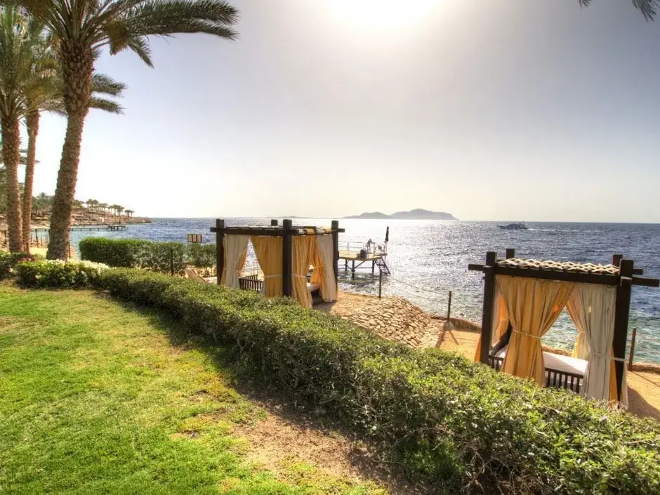 Пляж отеля Grand Rotana Resort & Spa 5*