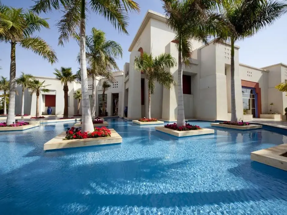 Отель Grand Rotana Resort & Spa 5*
