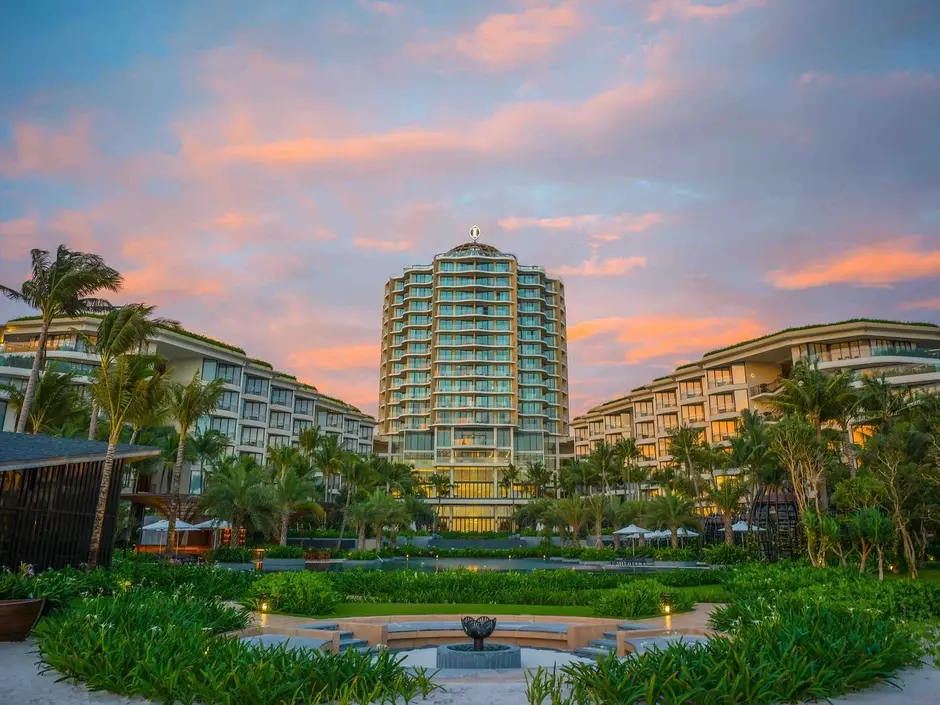 InterContinental Phu Quoc Long Beach Resort By IHG 5*