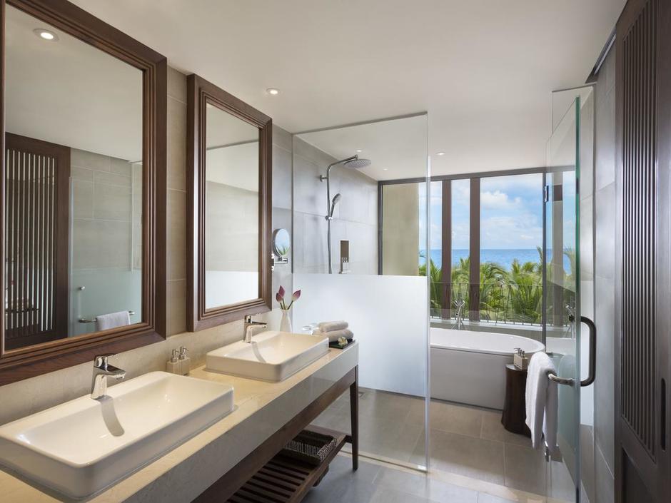 Ванная комната в отеле Dusit Princess Moonrise Beach Resort 4*